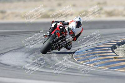 media/Dec-01-2025-Moto Forza (Mon) [[2daa91e15f]]/1-Advanced Group/Session 2 Turn 11 Backside/